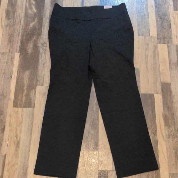 NWT Lane Bryant Ponte Mid Rise Pull-On Straight Pant - Size 16 - Picture 1 of 5